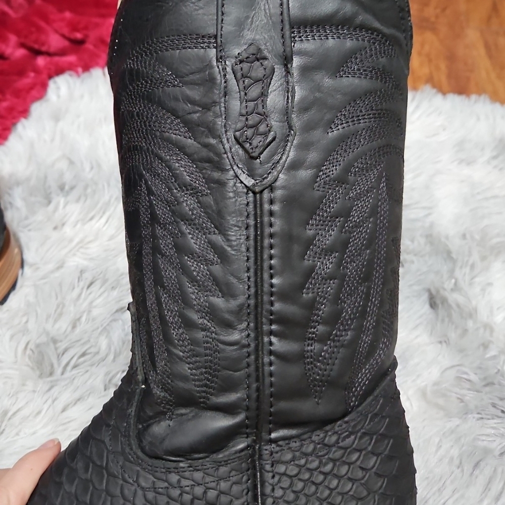 *NEW* Matte Black Python- Red Bottom Boots NWT - image 5